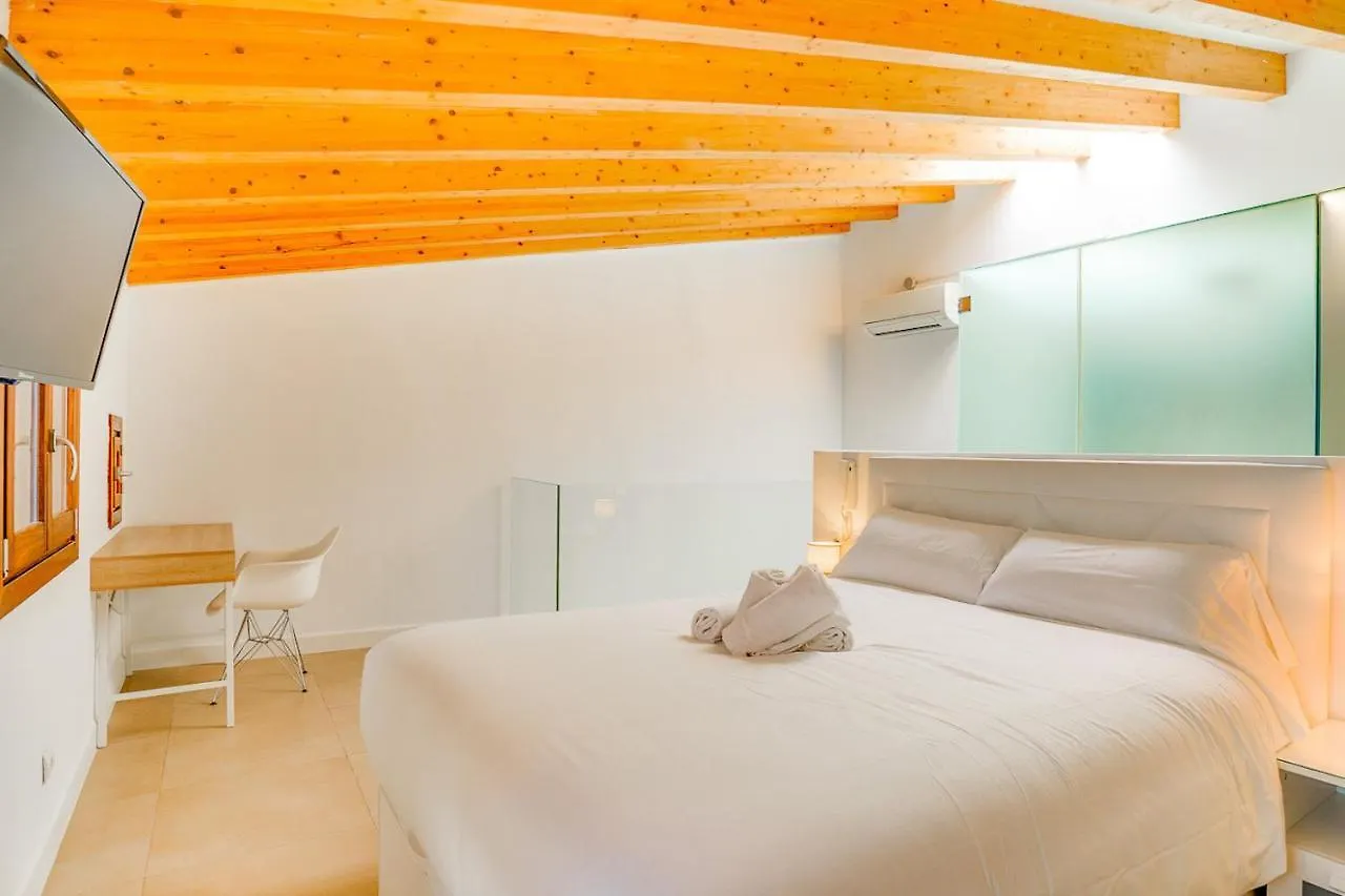 Duplex Palma Apartment - With Garage